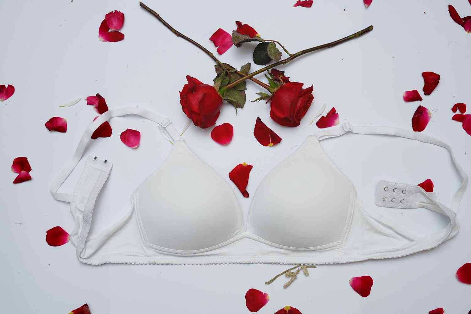 Feminique Seamless Ultra Thin T-shirt Bra