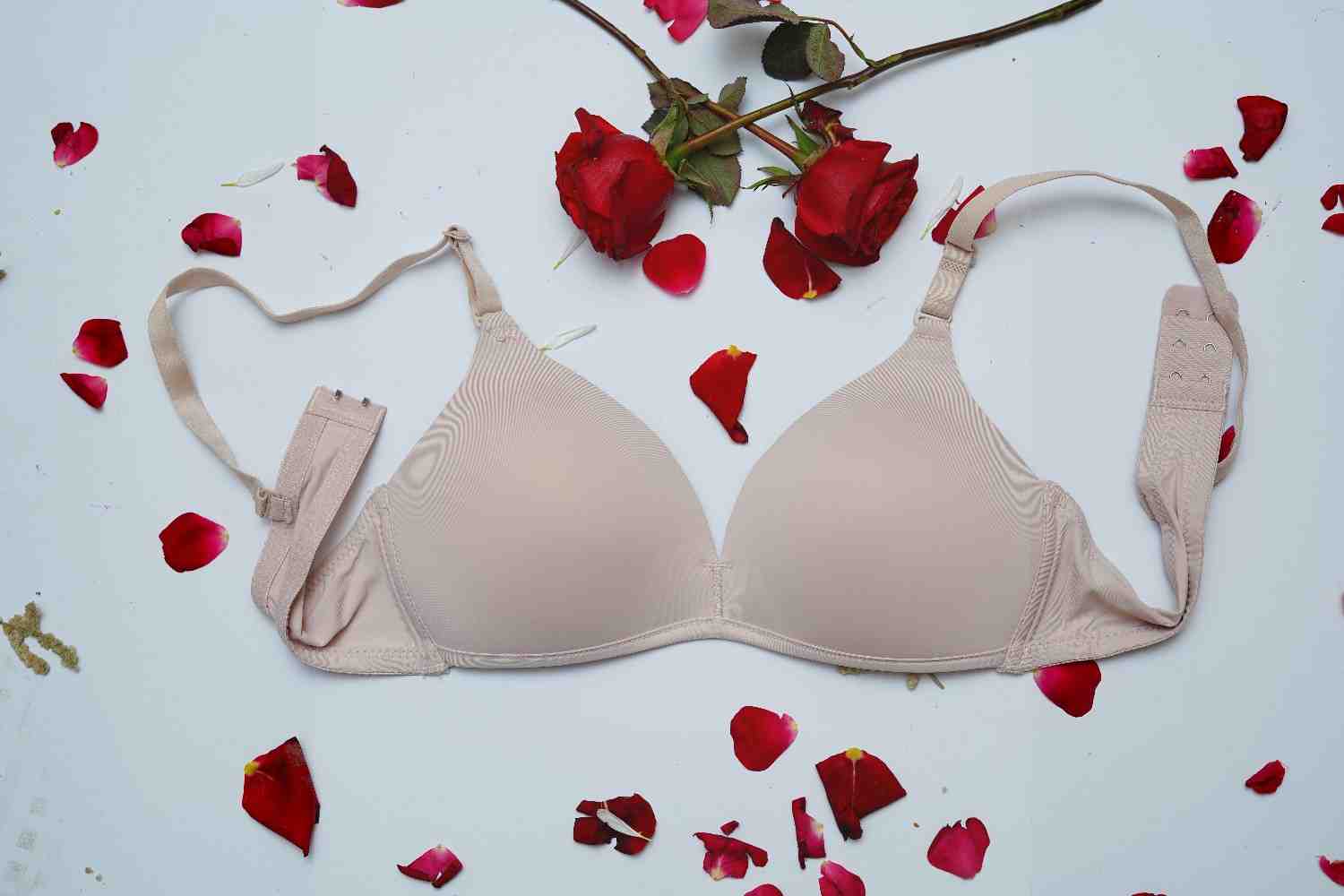 Feminique Seamless Ultra Thin T-shirt Bra