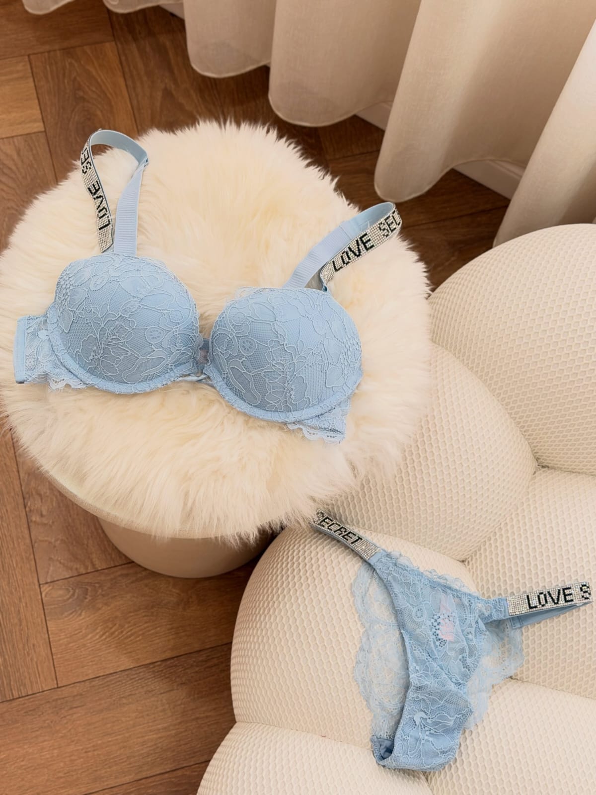 Push-Up Bra – Comfort, Support &amp; Style