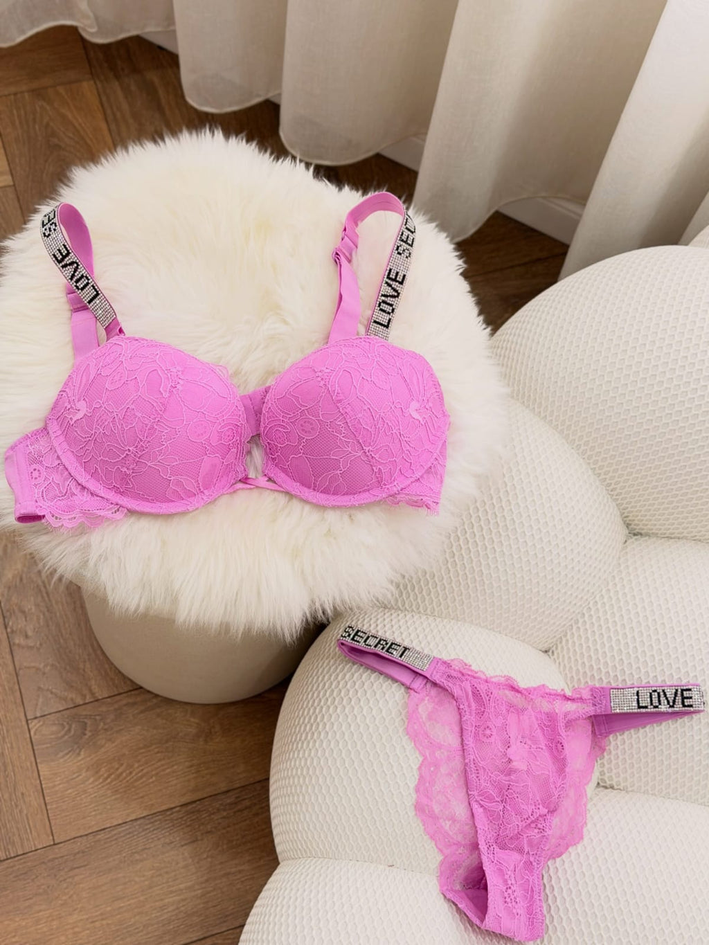 Push-Up Bra – Comfort, Support &amp; Style