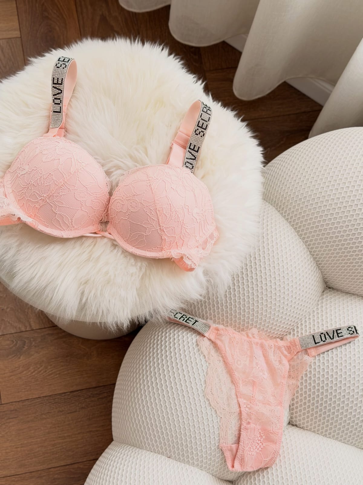 Push-Up Bra – Comfort, Support &amp; Style