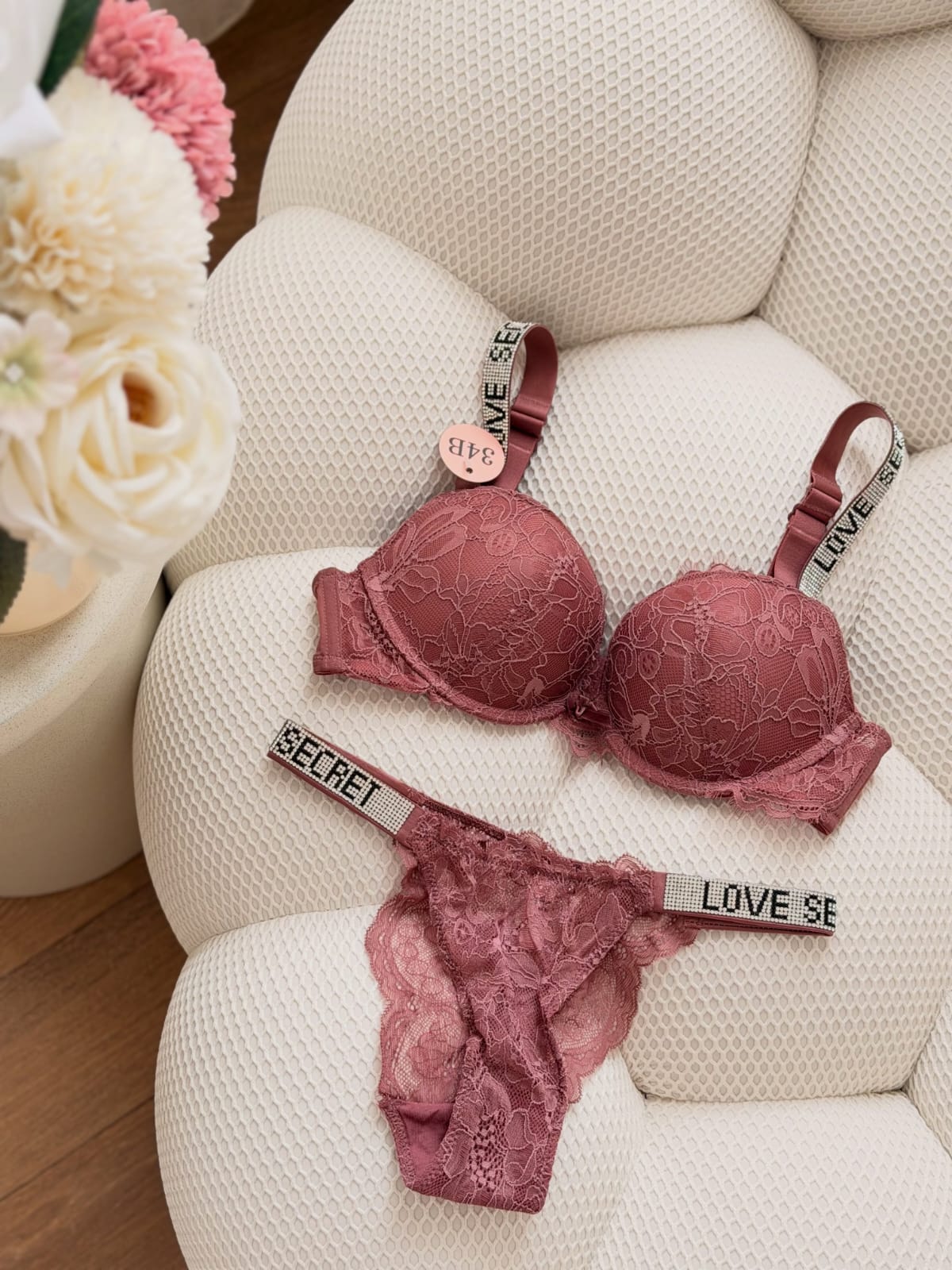 Push-Up Bra – Comfort, Support &amp; Style