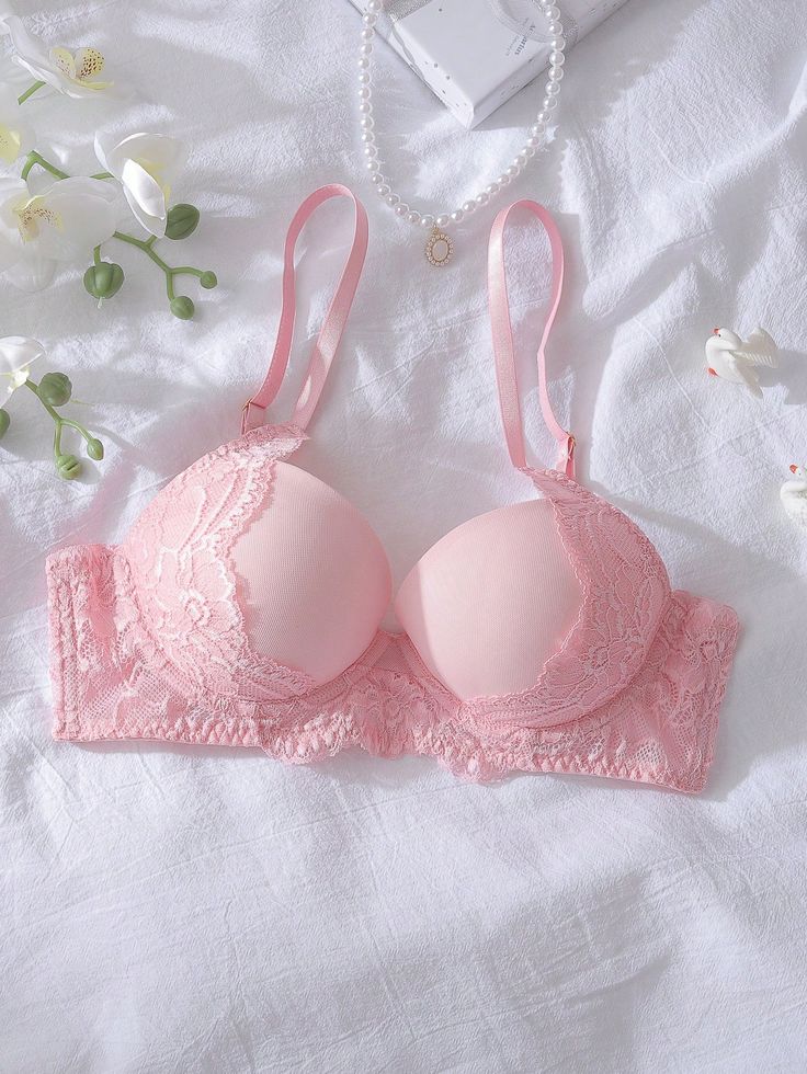 Elegant Lace Padded Underwire Bra – Premium Comfort & Support