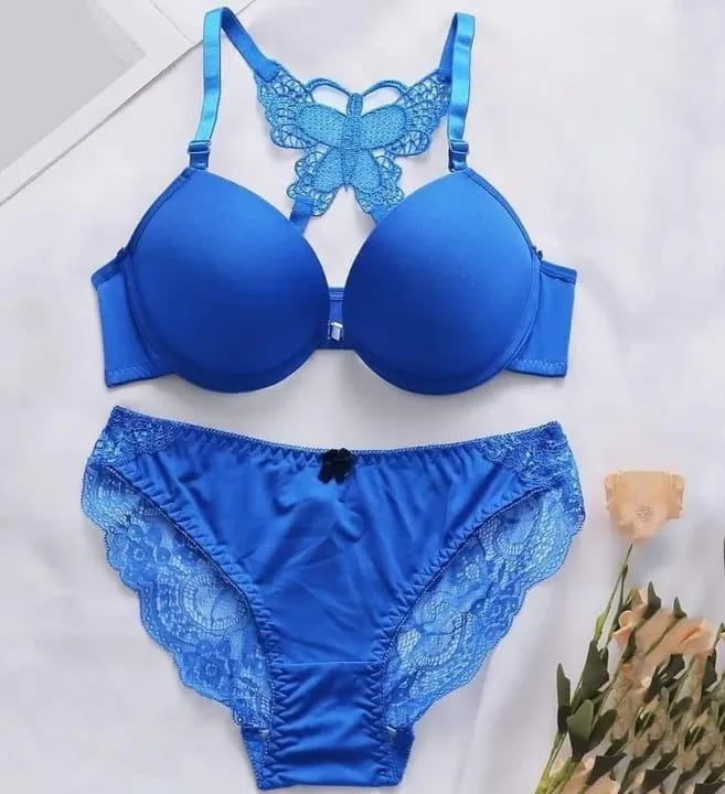 Butterfly 🦋 Style Fashion Bra Set Packs Of 3 Buy 1 Get 2 Free ( Free Delivery Is Available All Over Pakistan)