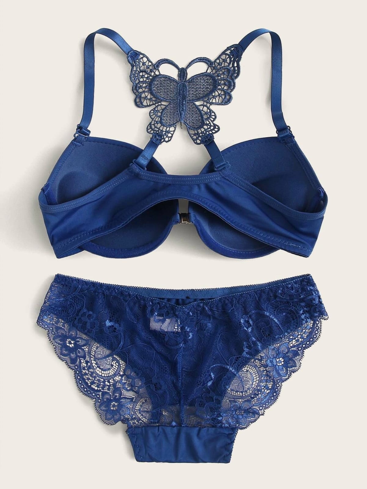 Butterfly 🦋 Style Fashion Bra Set Packs Of 3 Buy 1 Get 2 Free ( Free Delivery Is Available All Over Pakistan)