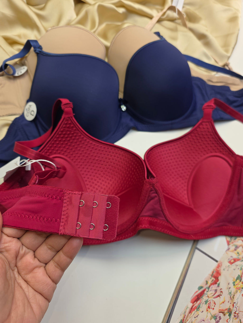 (38-44)D Plus Size Thin Pad Full Coverage Bra (157)*