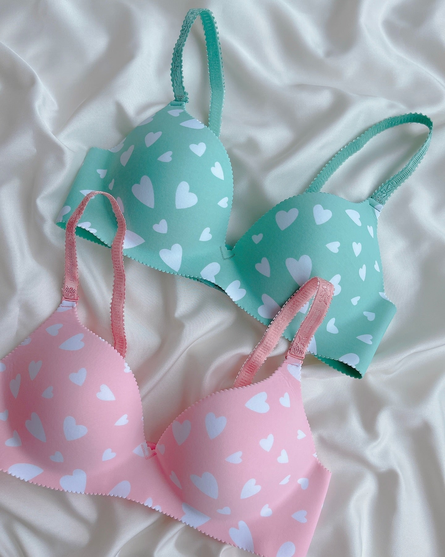 (36-42)B Seamless Heart Design Soft Push-up Bra (169)